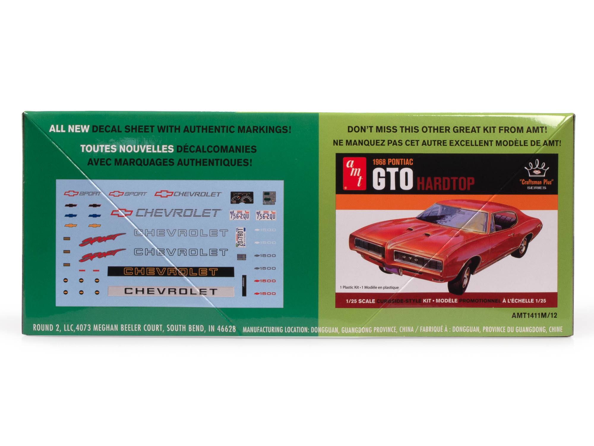 AMT® 1992 Chevy Silverado Fleetside Short Bed Pickup Easy Build 1:25 Scale Model Kit
